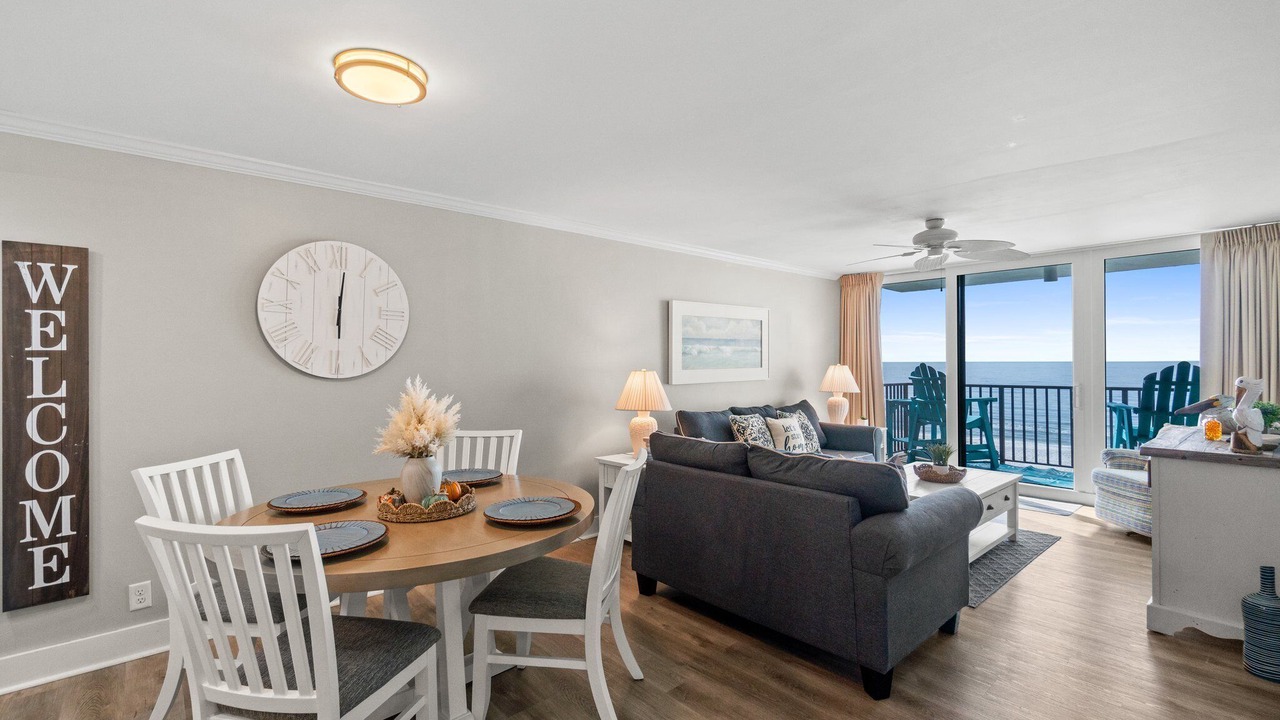 Photo of Livingroom in Thomas Drive