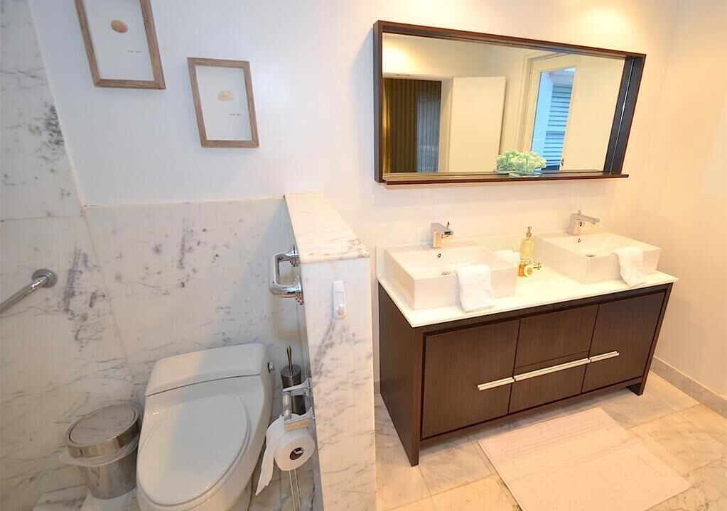 Photo of Bathroom in Coral Ridge
