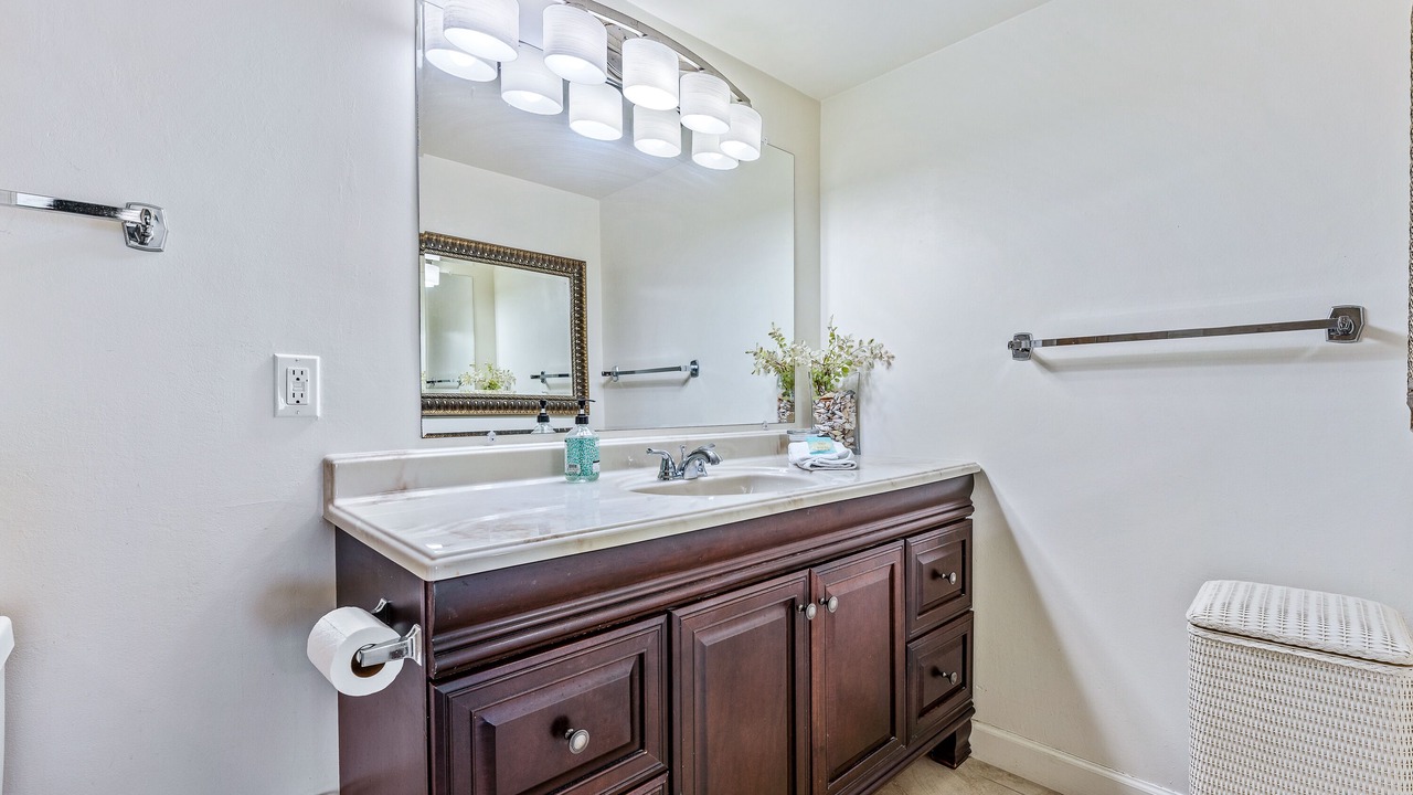 Photo of Bathroom in New Smyrna Beach