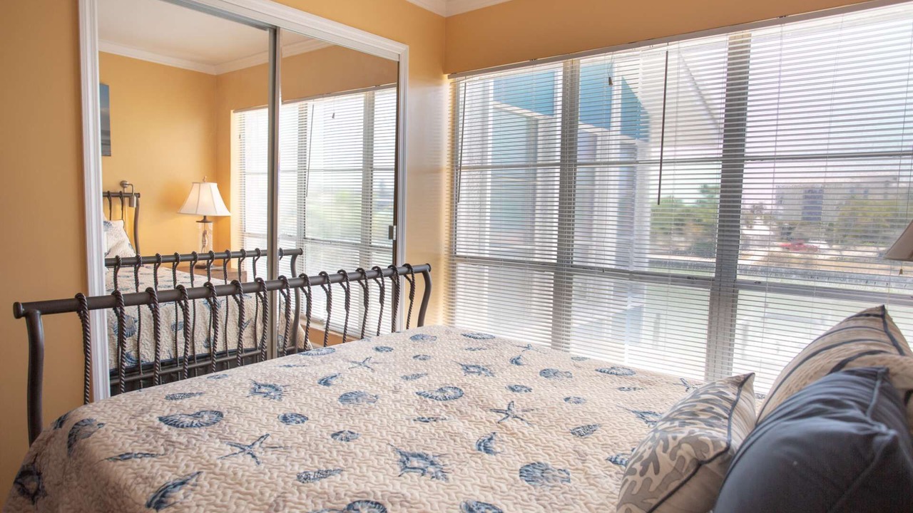 Photo of Bedroom in Madeira Beach