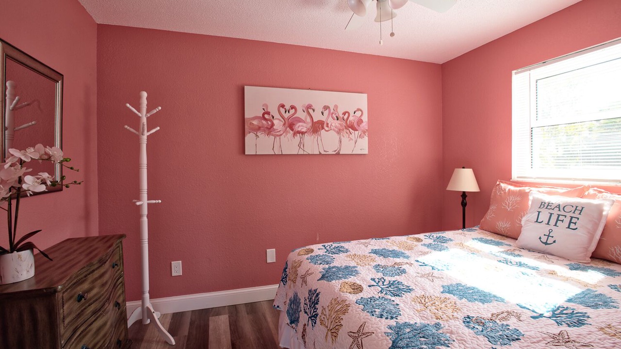 Photo of Bedroom in Treasure Island