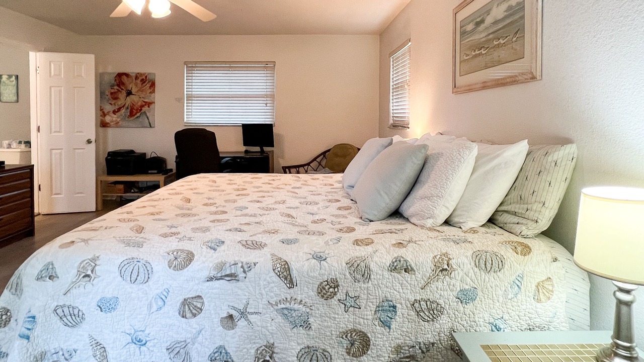 Photo of Bedroom in Treasure Island