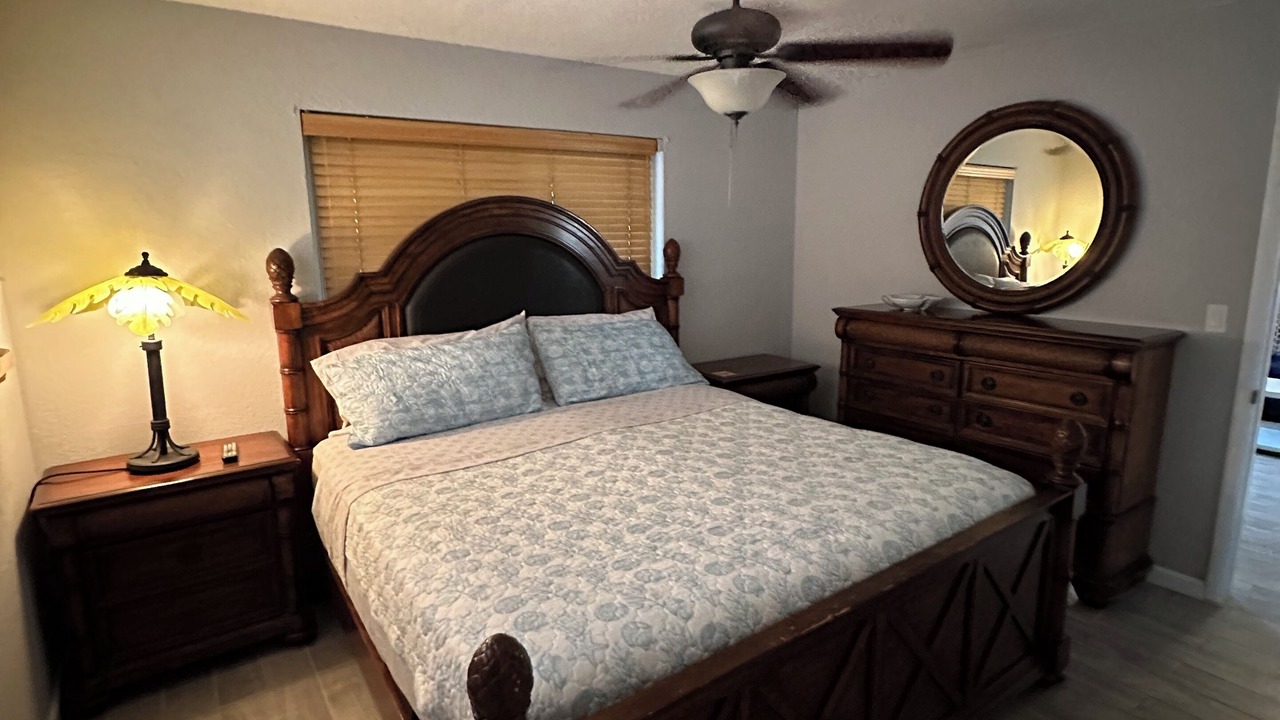 Photo of Bedroom in Lake Worth