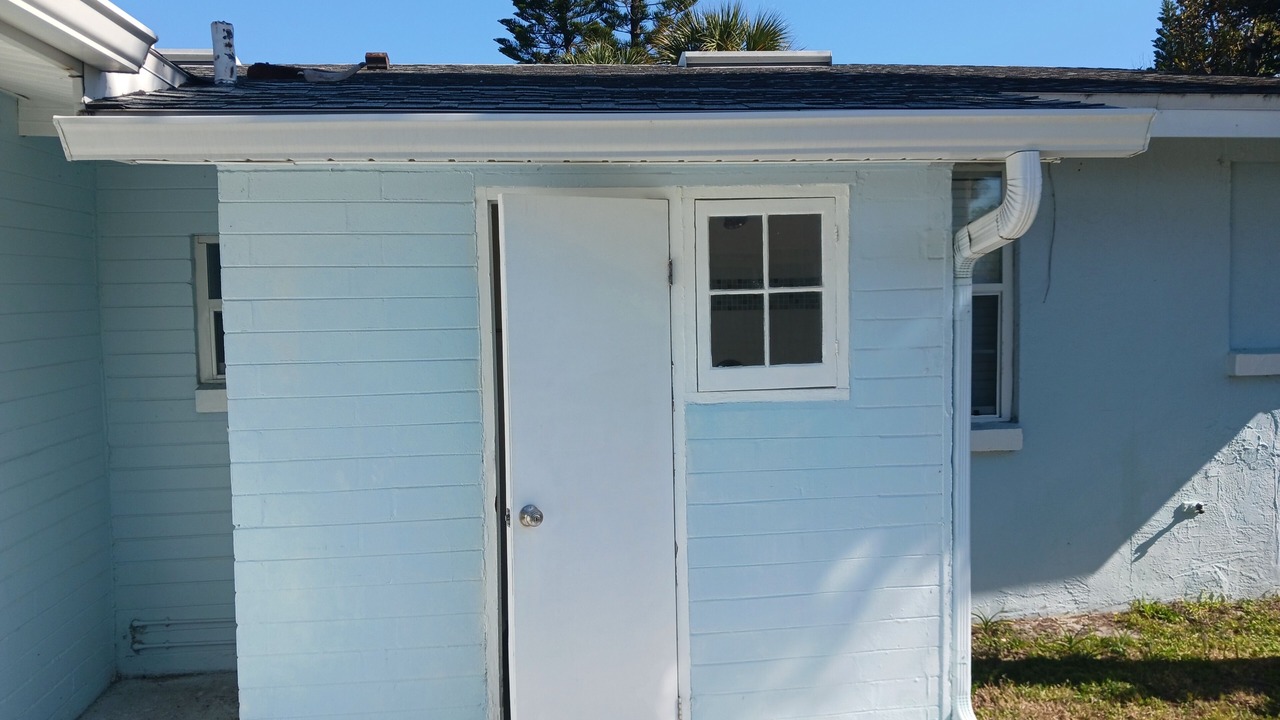 Photo of Bathroom in Ormond Beach Manors