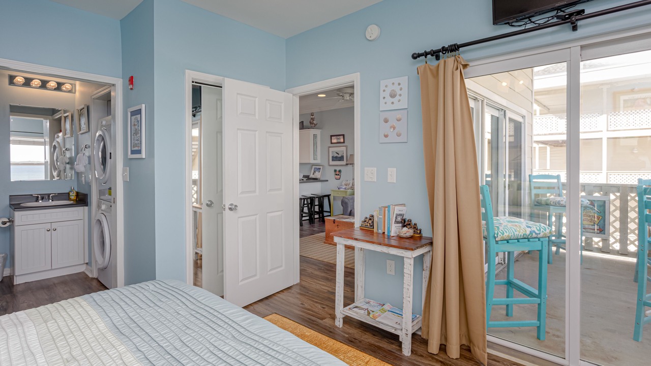 Photo of Bedroom in Pensacola Beach