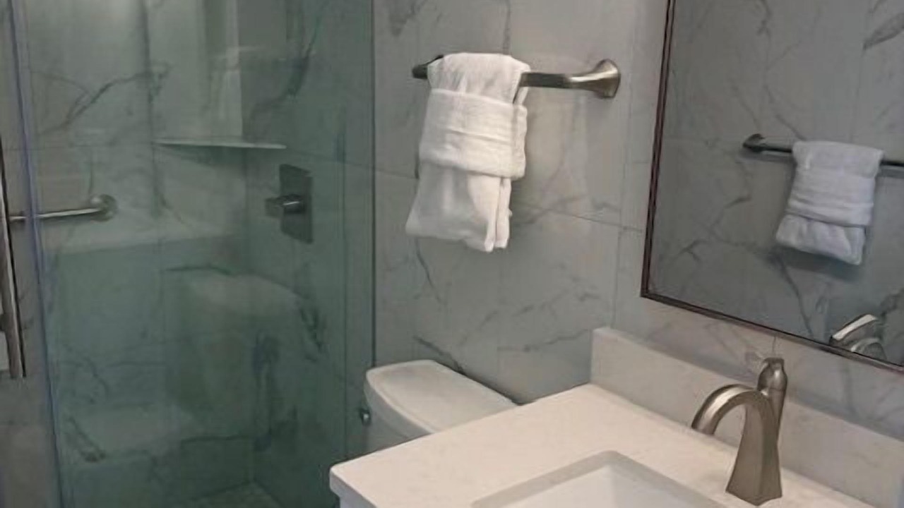 Photo of Bathroom in Holiday Isle