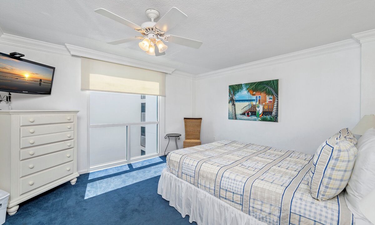 Photo of Bedroom in Holiday Isle
