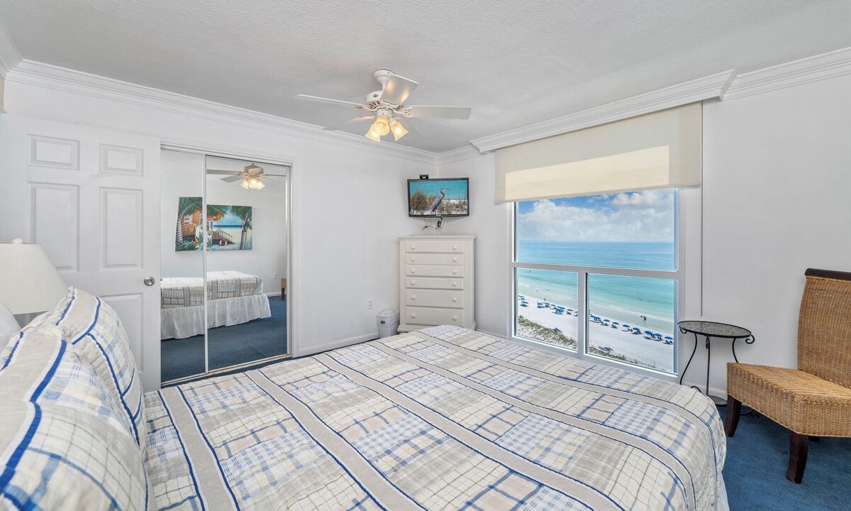 Photo of Bedroom in Holiday Isle