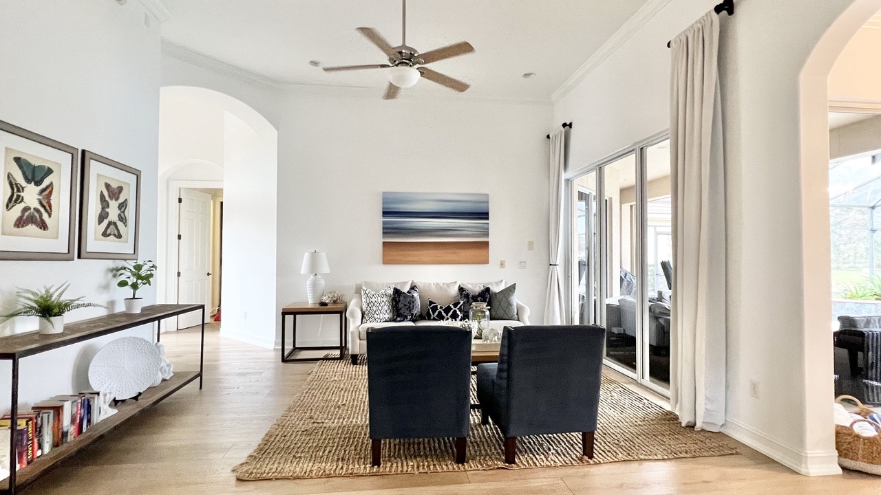 Photo of Livingroom in Masters Reserve