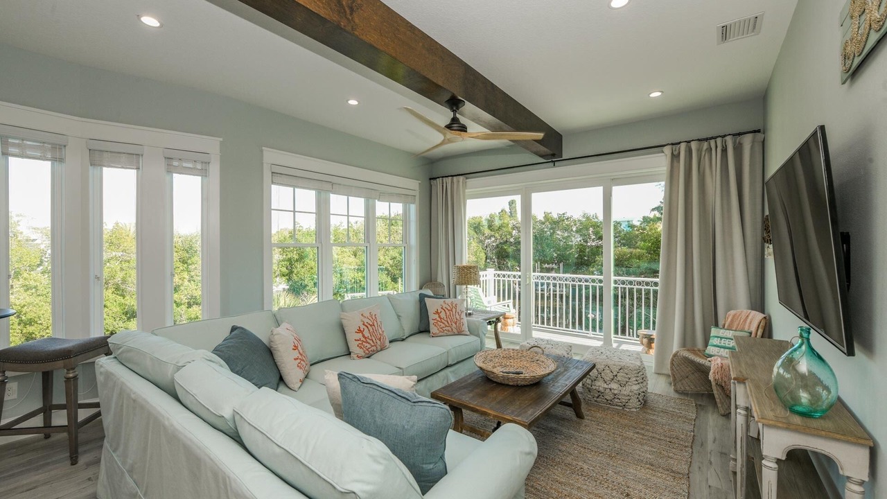 Photo of Livingroom in Siesta Key