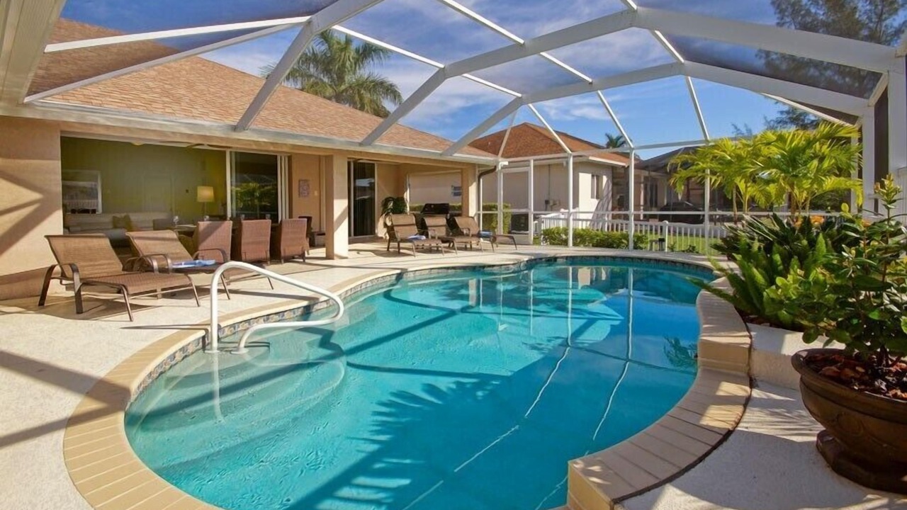 Photo of Outdoor in Pelican