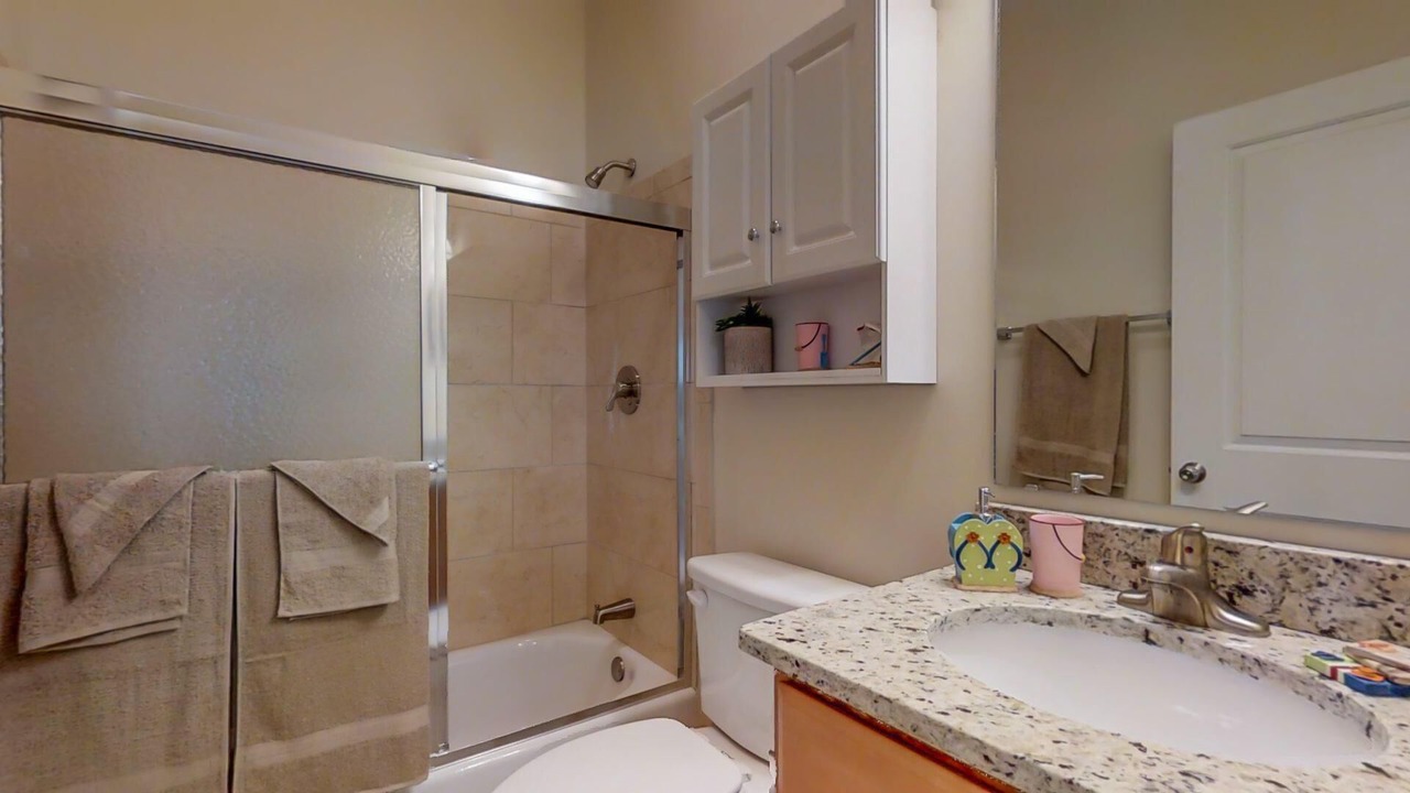 Photo of Bathroom in Marathon