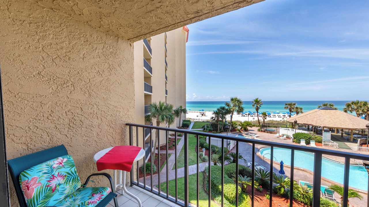 Photo of Patio Balcony in Biltmore Beach