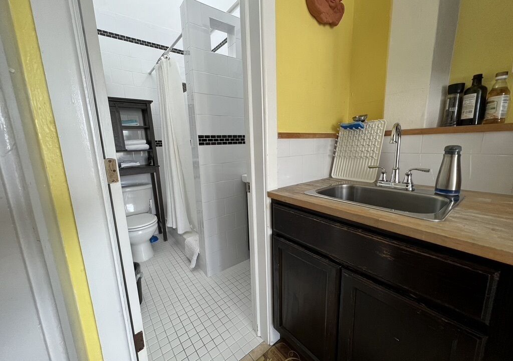 Photo of Bathroom in Burns Square