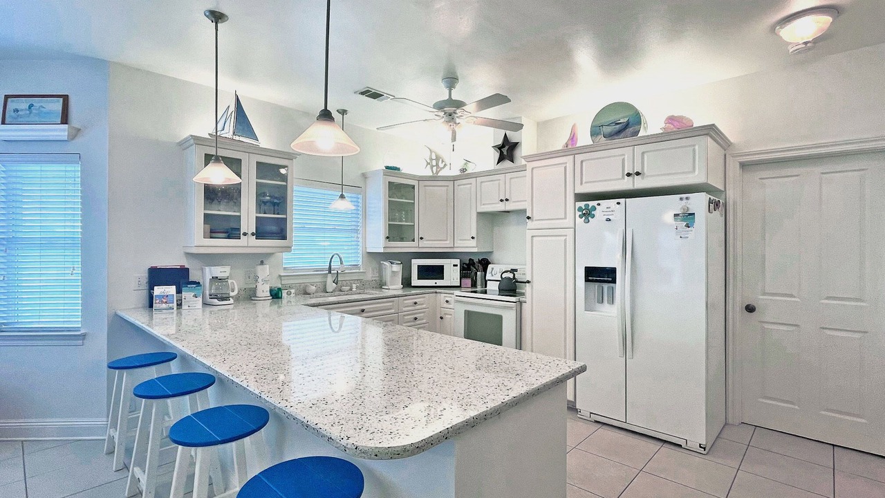Photo of Kitchen in White Sands Cottages