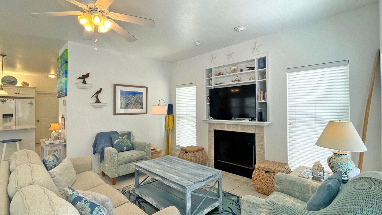 Photo of Livingroom in White Sands Cottages