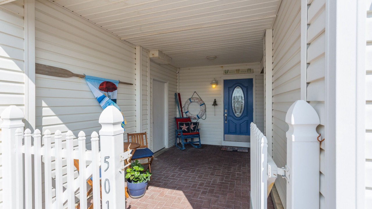 Photo of Patio Balcony in White Sands Cottages