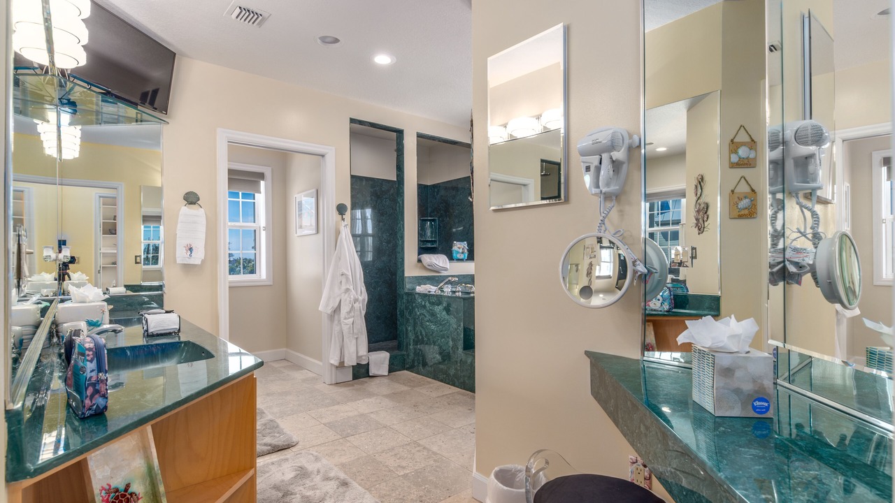 Photo of Bathroom in Stuart