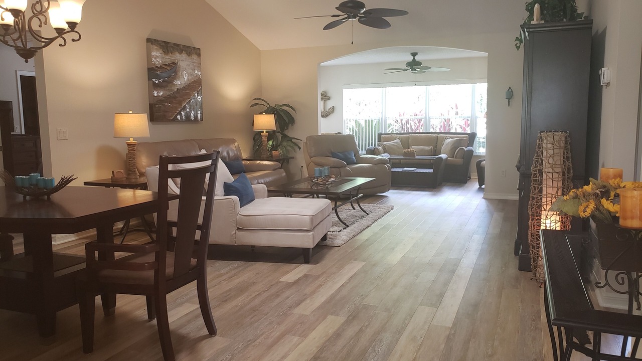 Photo of Livingroom in Virginia Trace