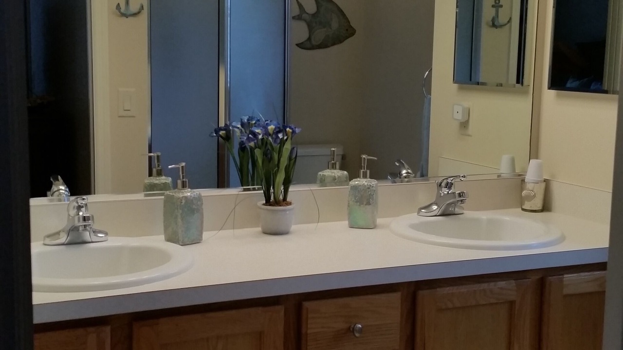 Photo of Bathroom in Virginia Trace