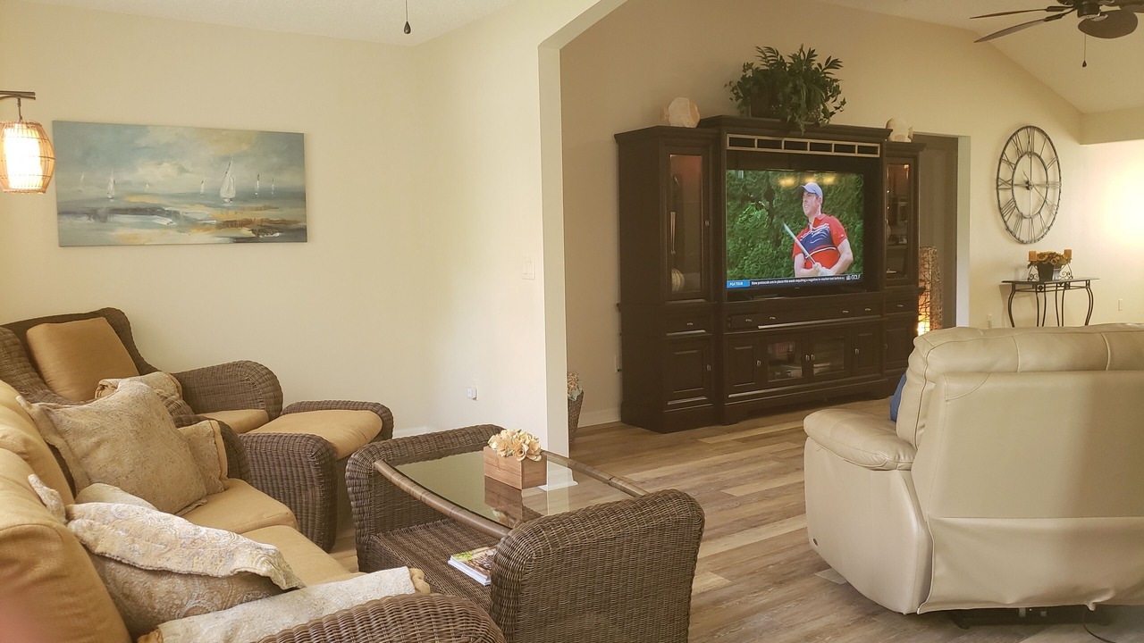 Photo of Livingroom in Virginia Trace