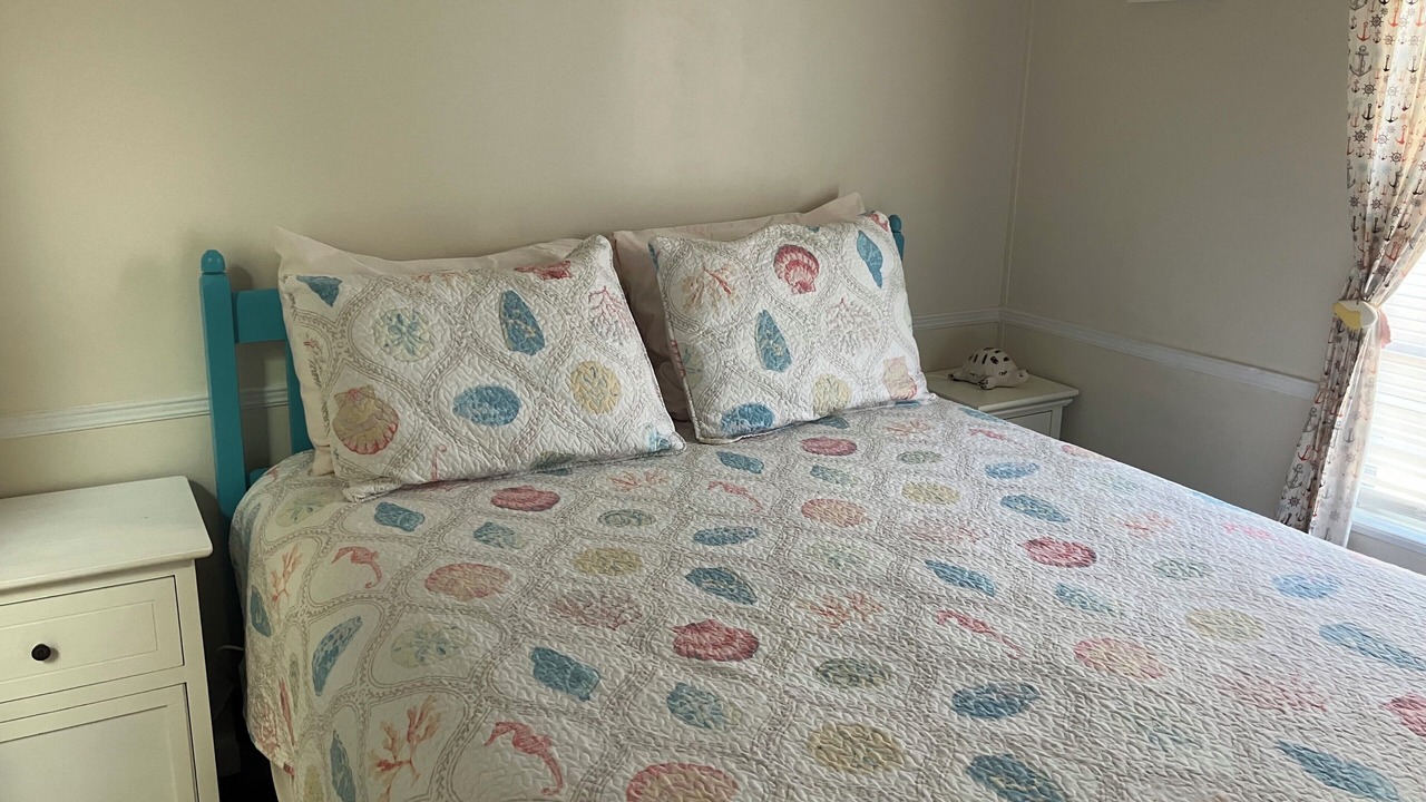 Photo of Bedroom in Cape San Blas