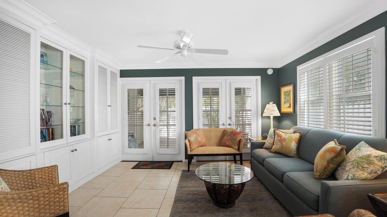 Photo of Livingroom in Bahama Village