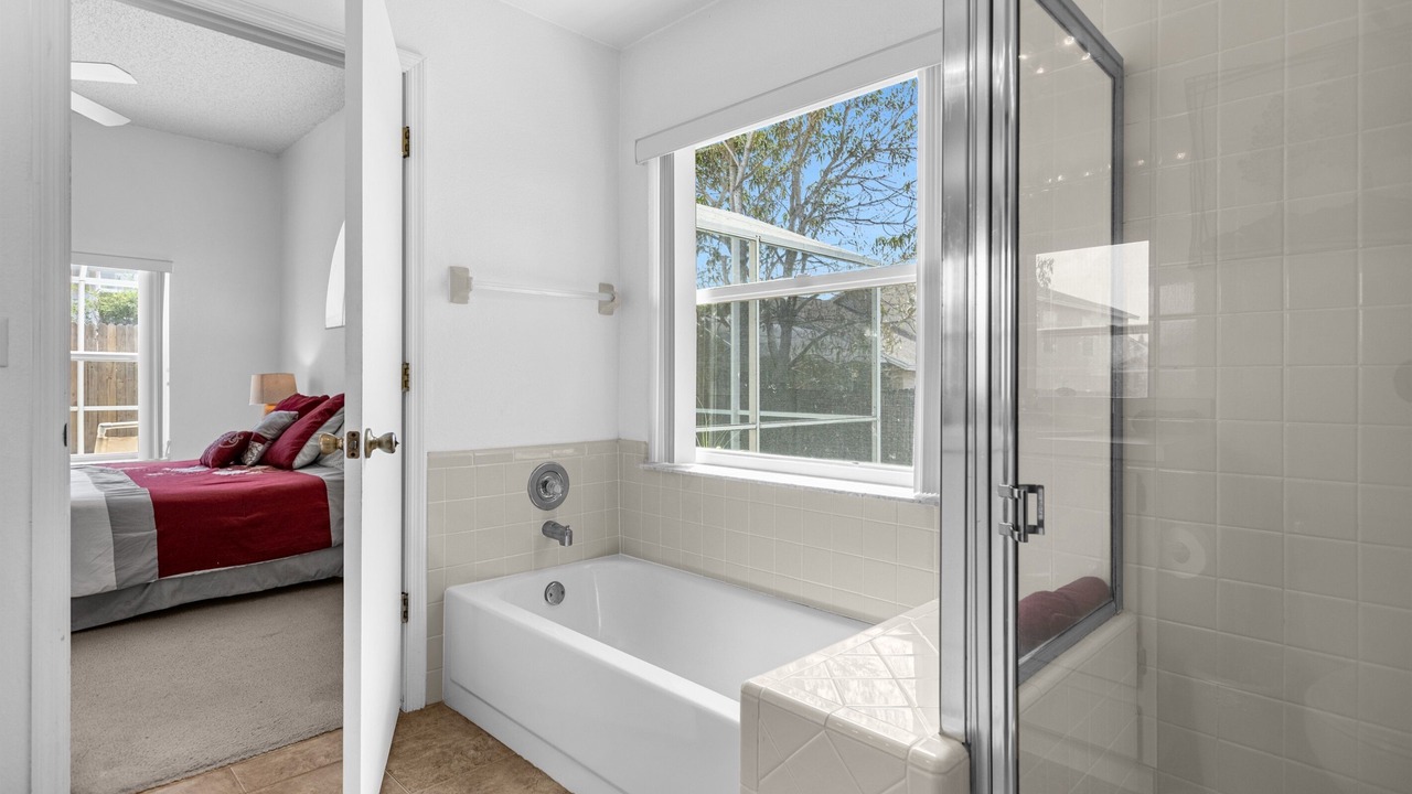 Photo of Bathroom in Lindfields