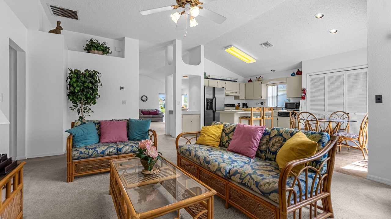 Photo of Livingroom in Lindfields