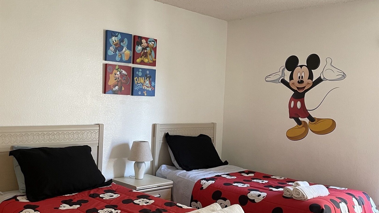 Photo of Bedroom in Lindfields