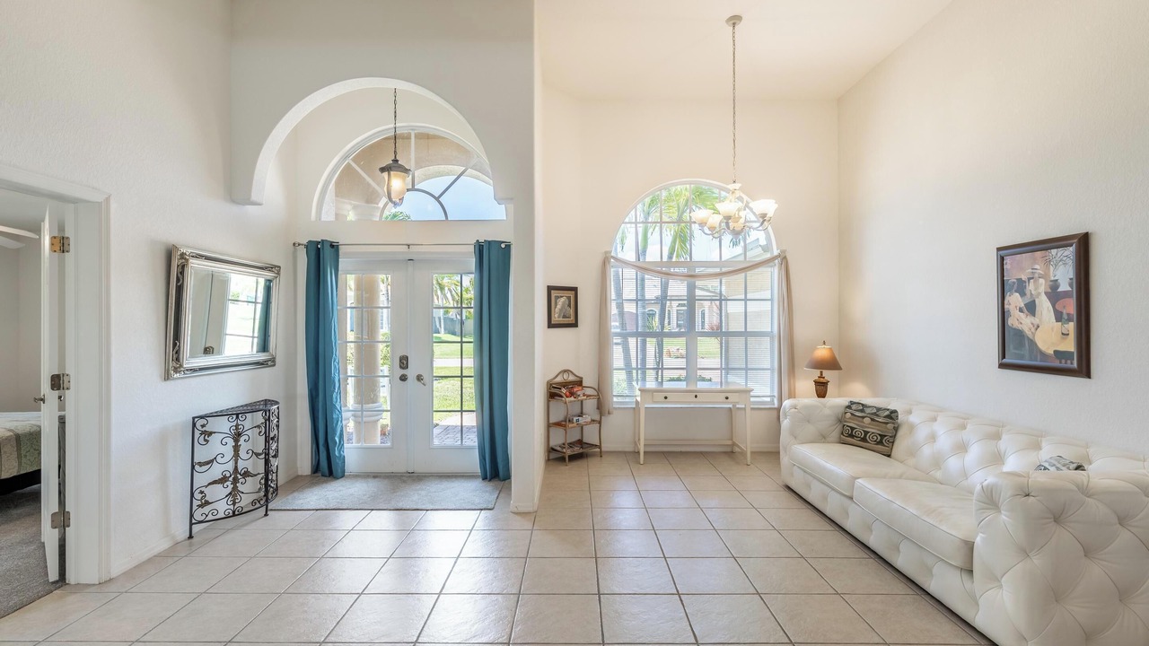 Photo of Livingroom in Pelican