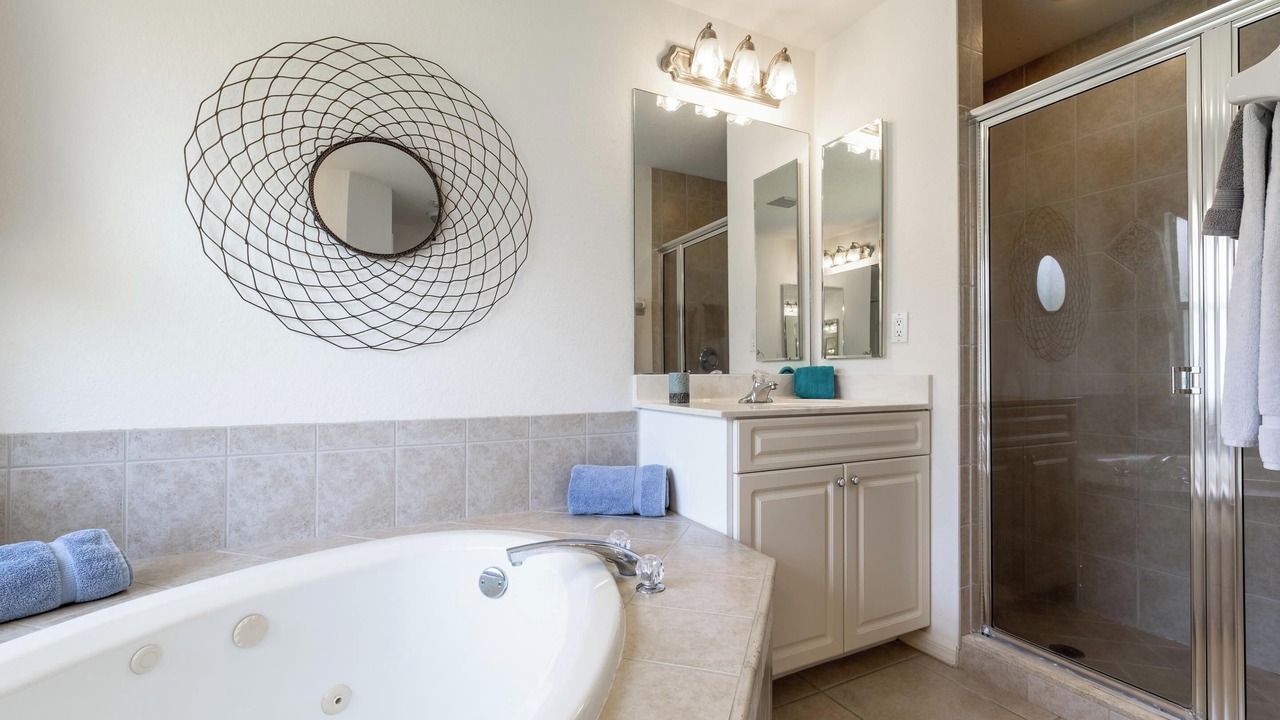 Photo of Bathroom in Pelican