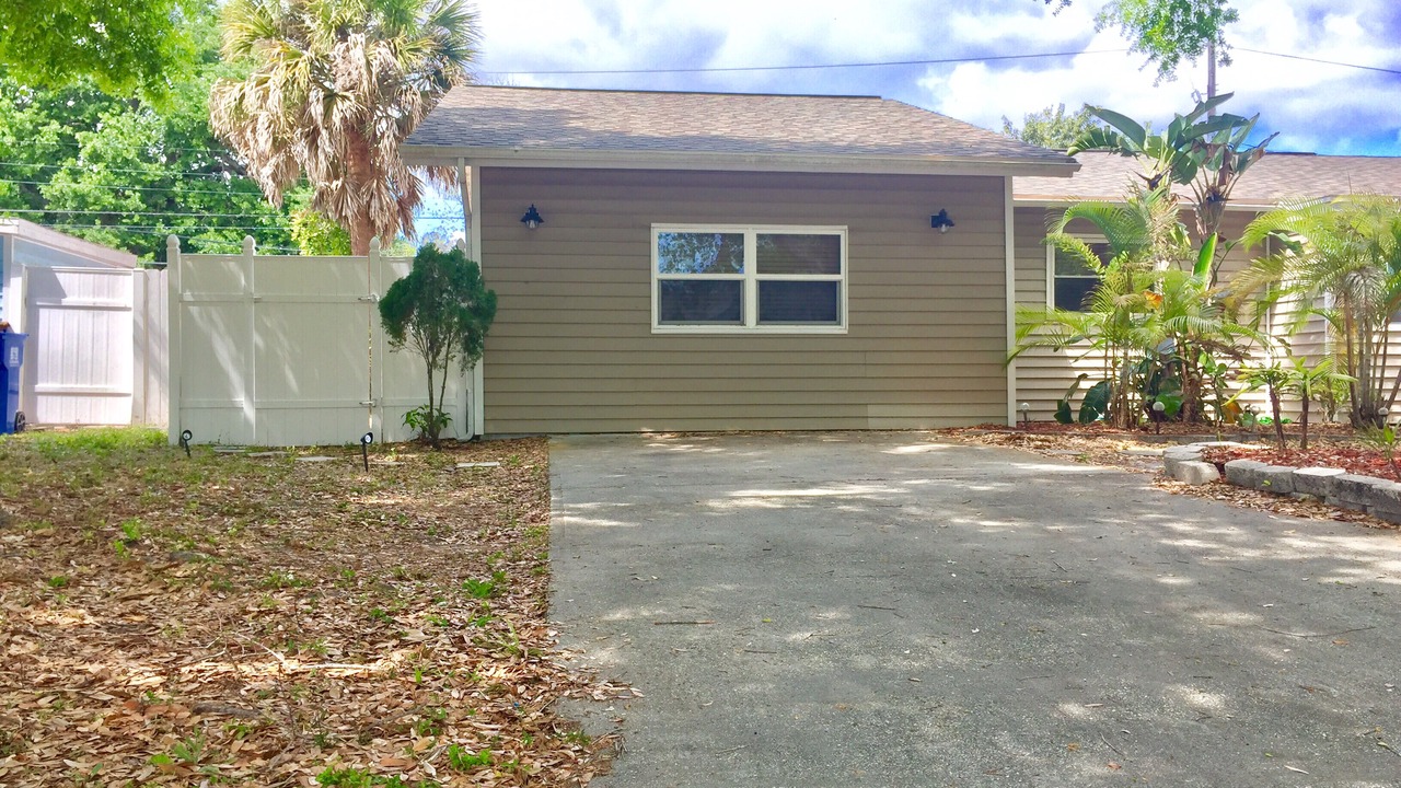 Photo of Outdoor in Meadowlawn