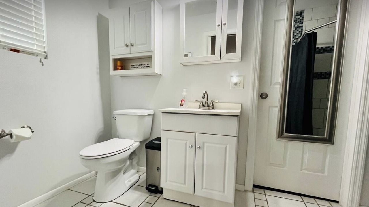 Photo of Bathroom in Meadowlawn