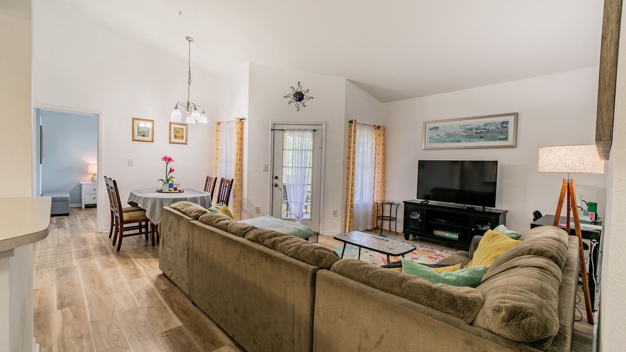 Photo of Livingroom in Clearwater
