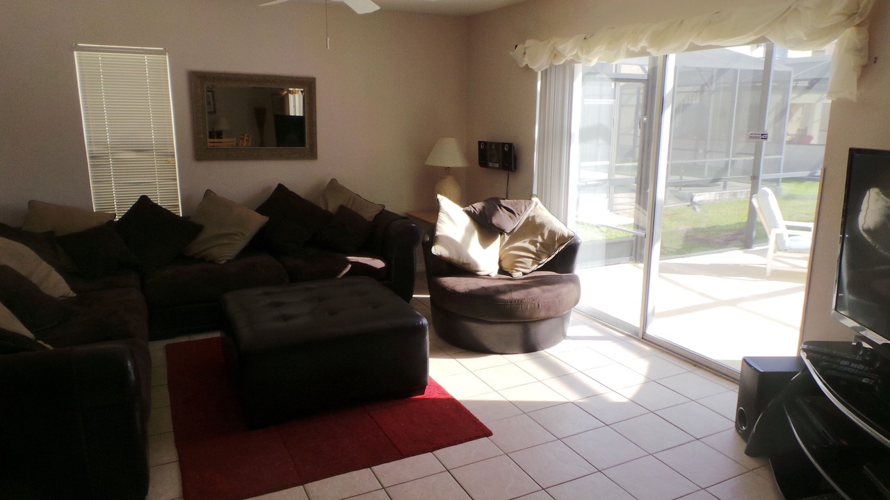 Photo of Livingroom in Lake Wilson Preserve