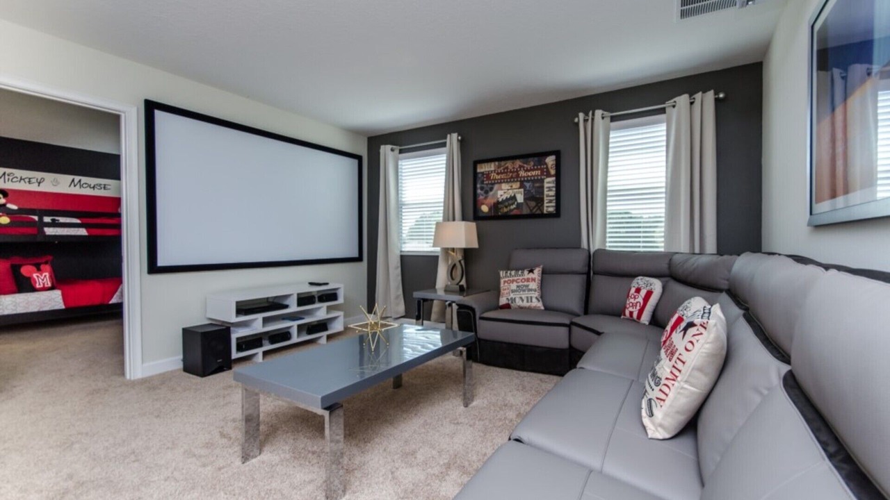 Photo of Livingroom in Davenport