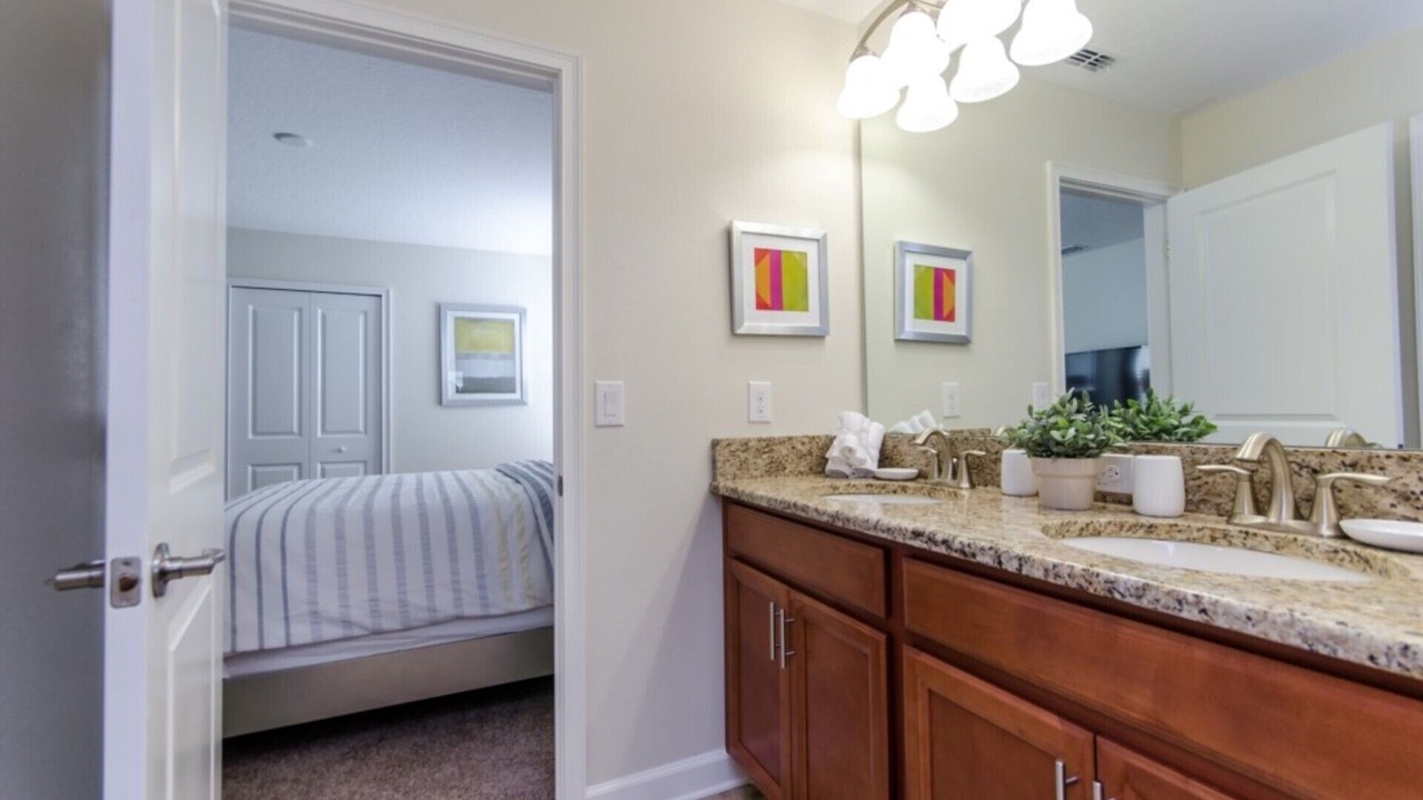 Photo of Bathroom in Davenport