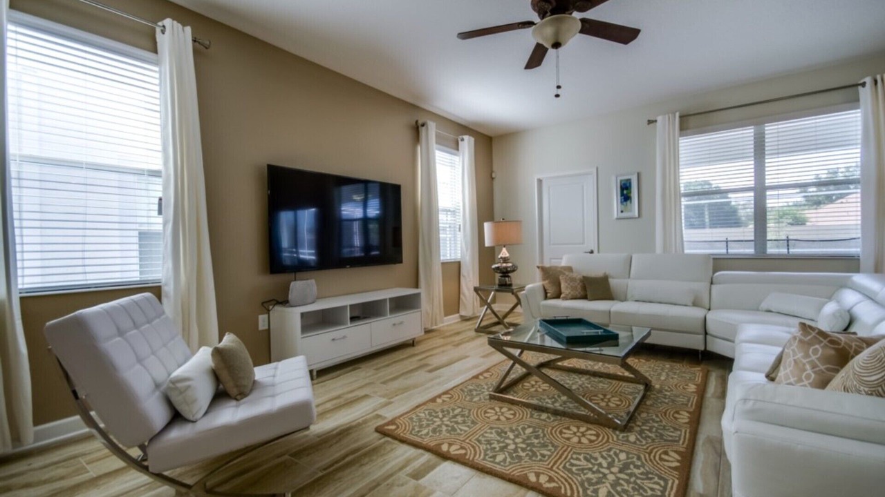Photo of Livingroom in Davenport