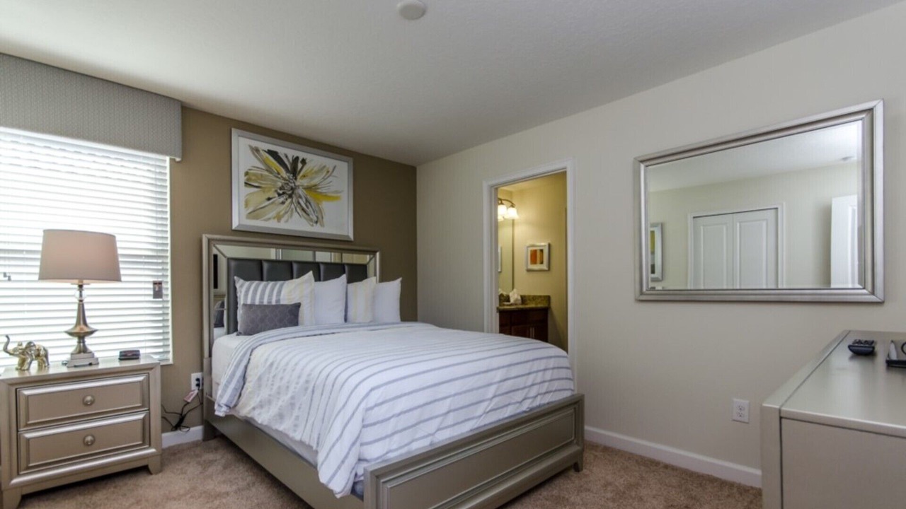 Photo of Bedroom in Davenport