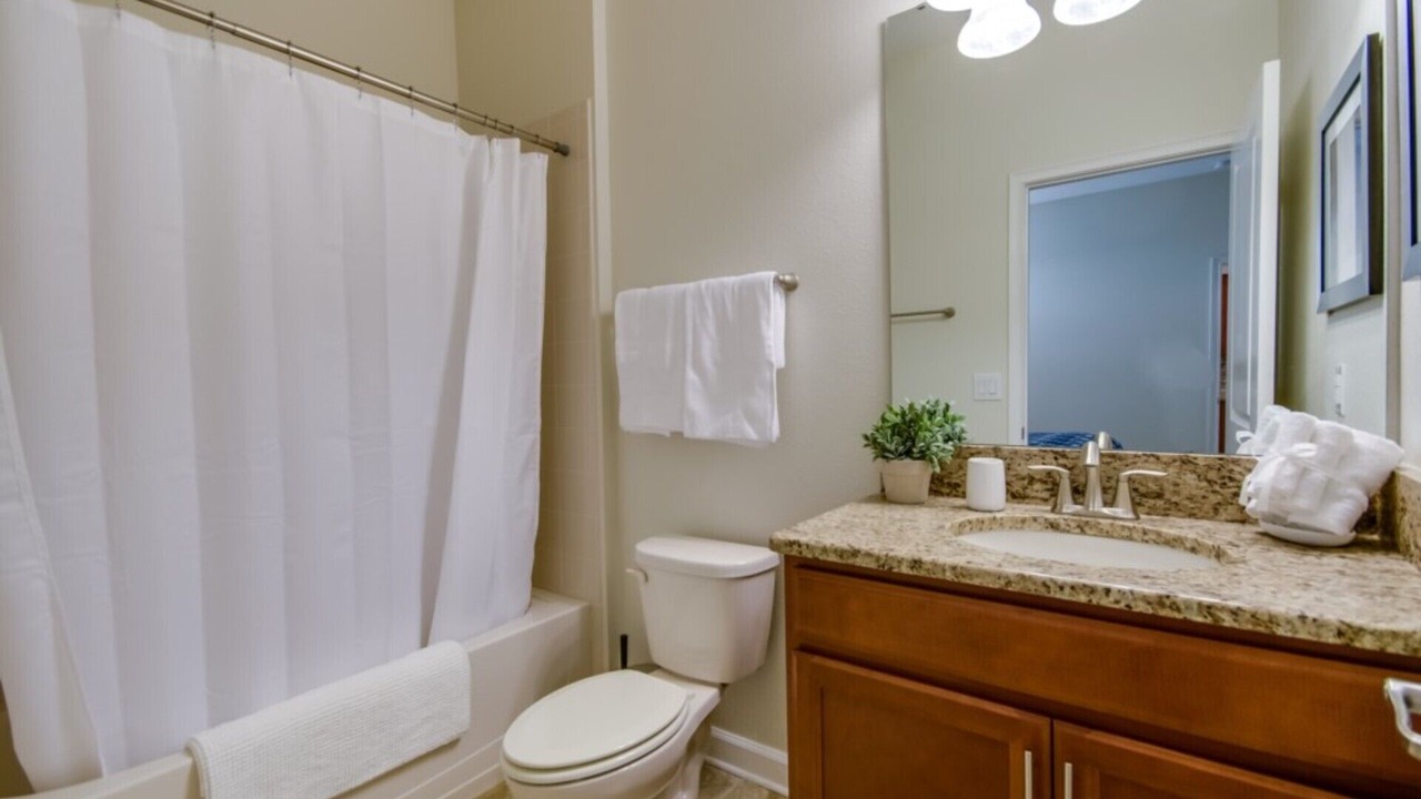 Photo of Bathroom in Davenport
