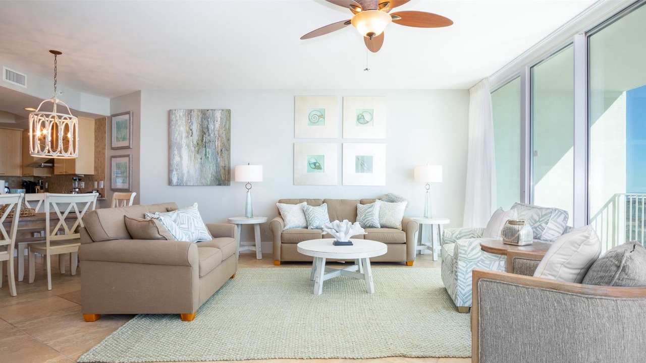 Photo of Livingroom in Orange Beach East