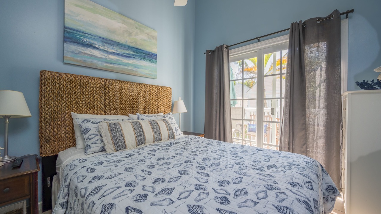 Photo of Bedroom in Truman Annex