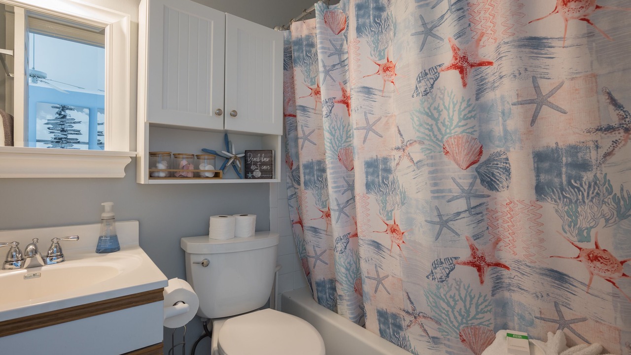 Photo of Bathroom in Truman Annex