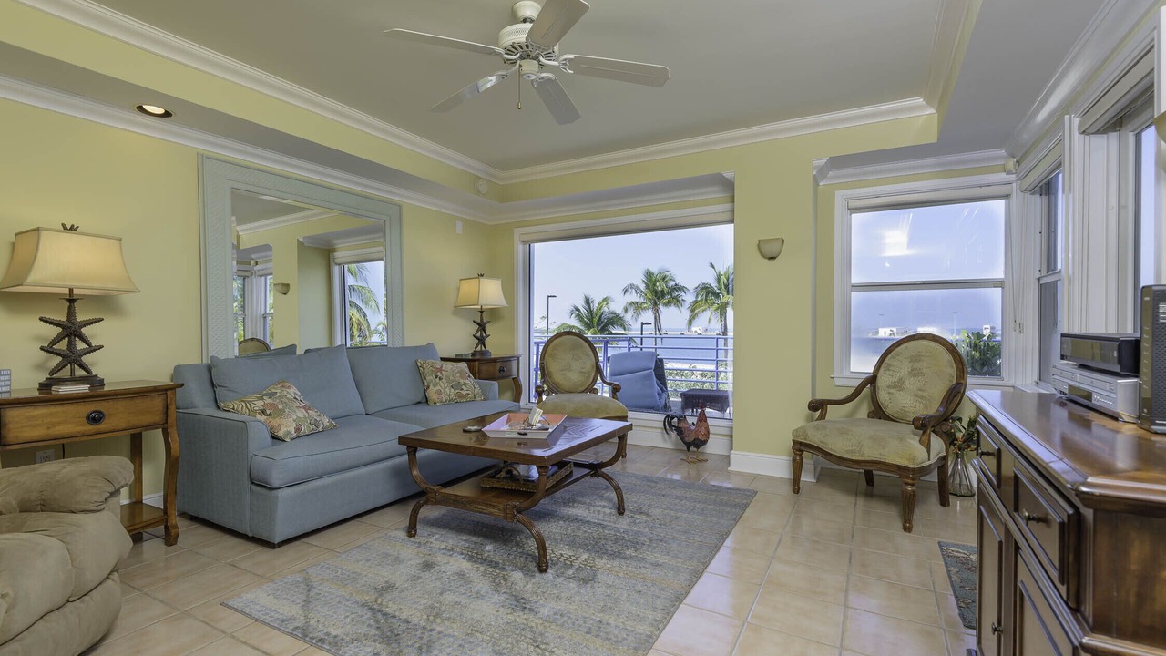 Photo of Livingroom in Truman Annex