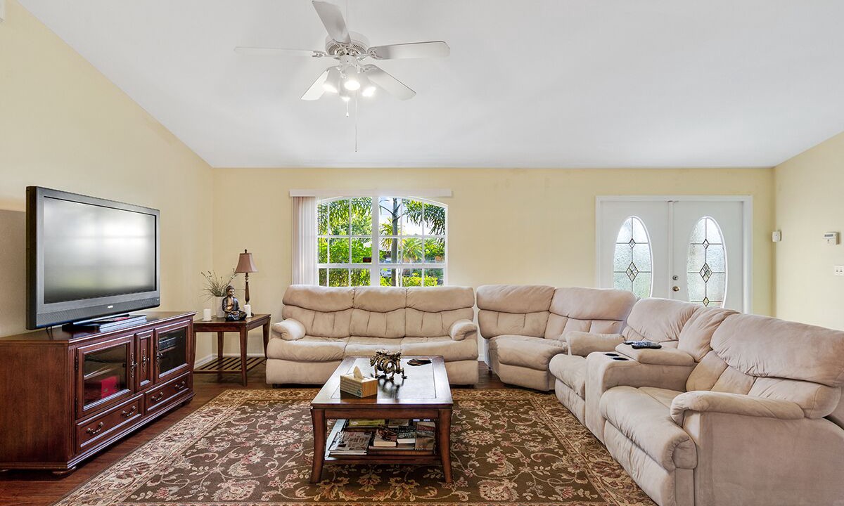 Photo of Livingroom in Biggar