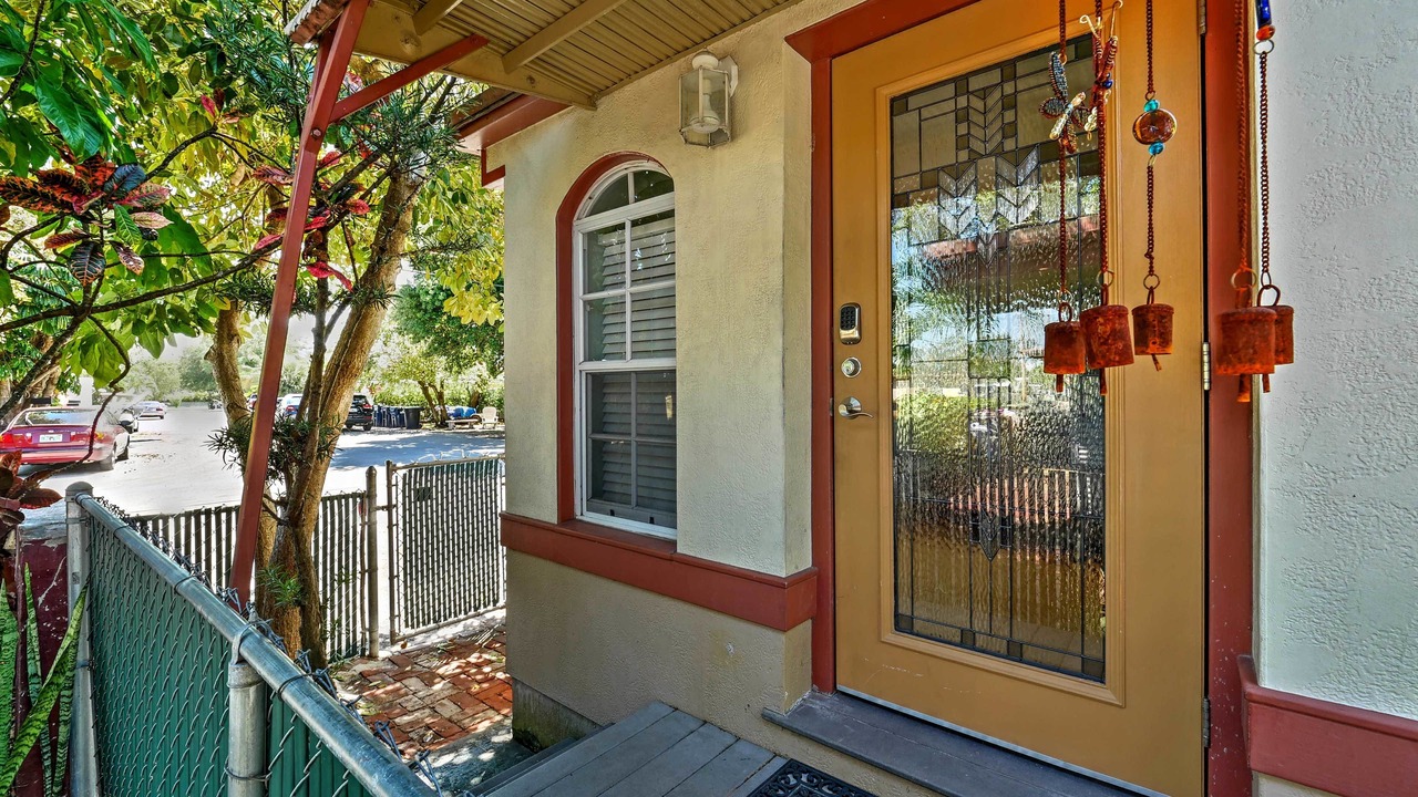 Photo of Outdoor in North Miami