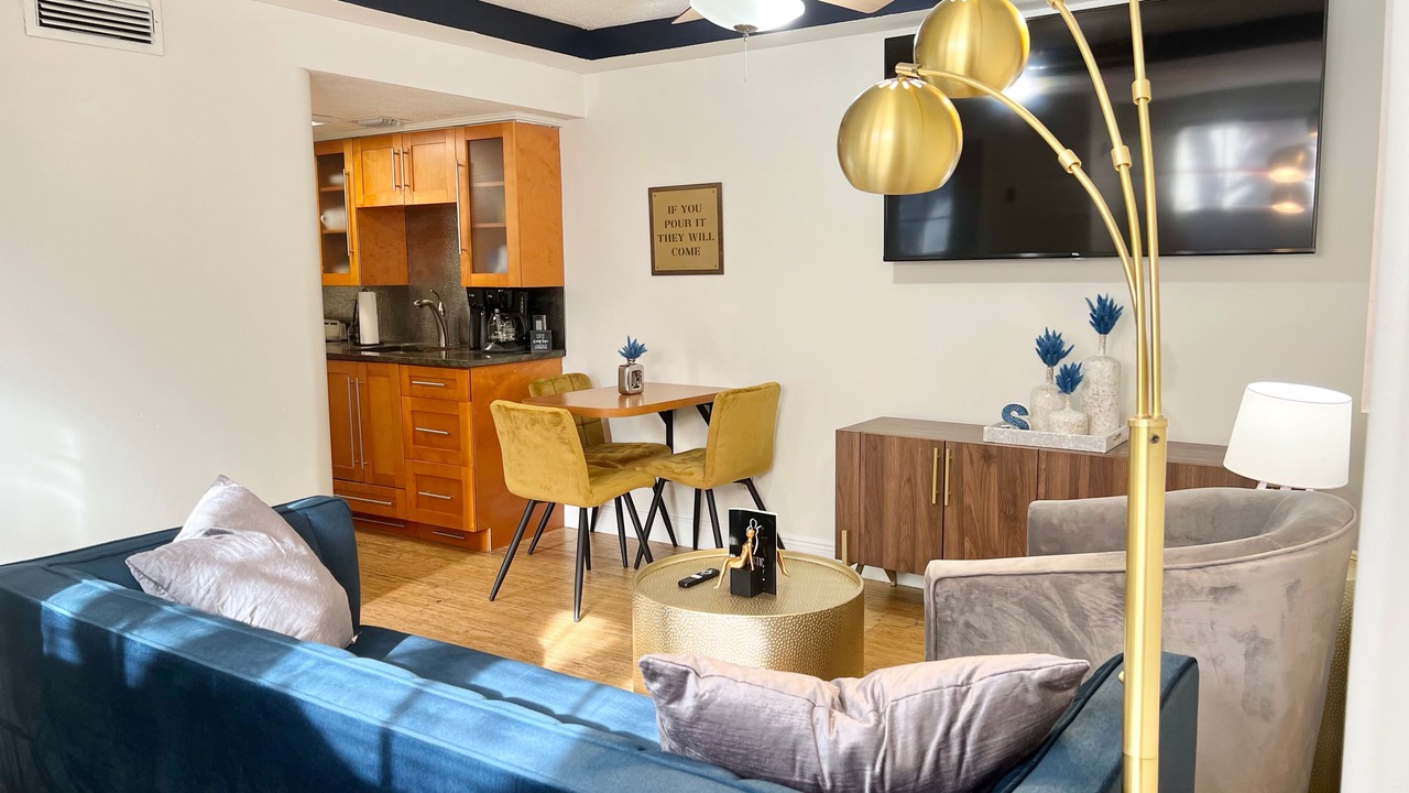 Photo of Livingroom in North Miami