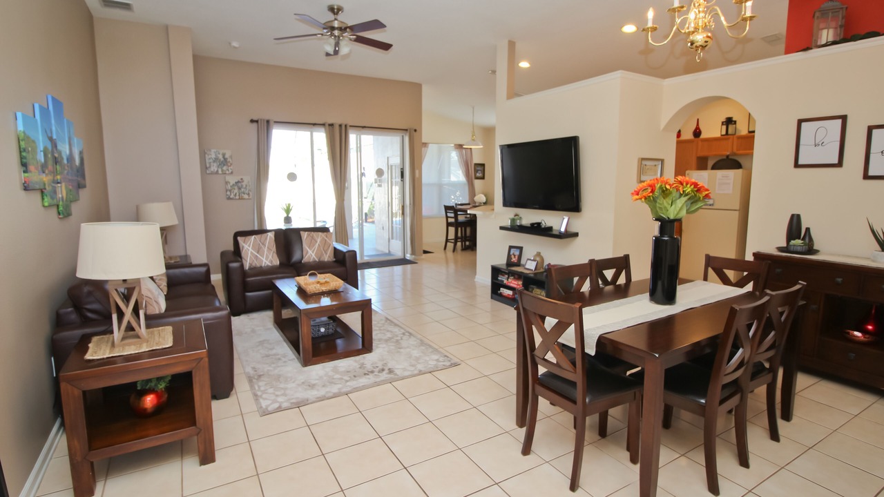 Photo of Bedroom in Windsor Palms