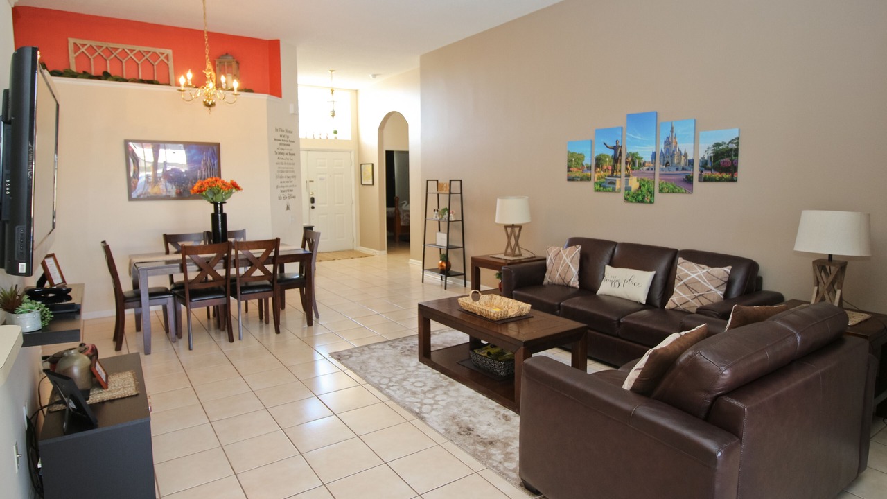 Photo of Bedroom in Windsor Palms